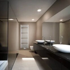 Heizkörper Komplett Set Buderus Logatrend Therm Direct Mit Mittenanschluss - Badheizkörper -Schornstein Fachhandel Verkäufe Buderus Logatrend Therm Direct Set ambient 1600x1600